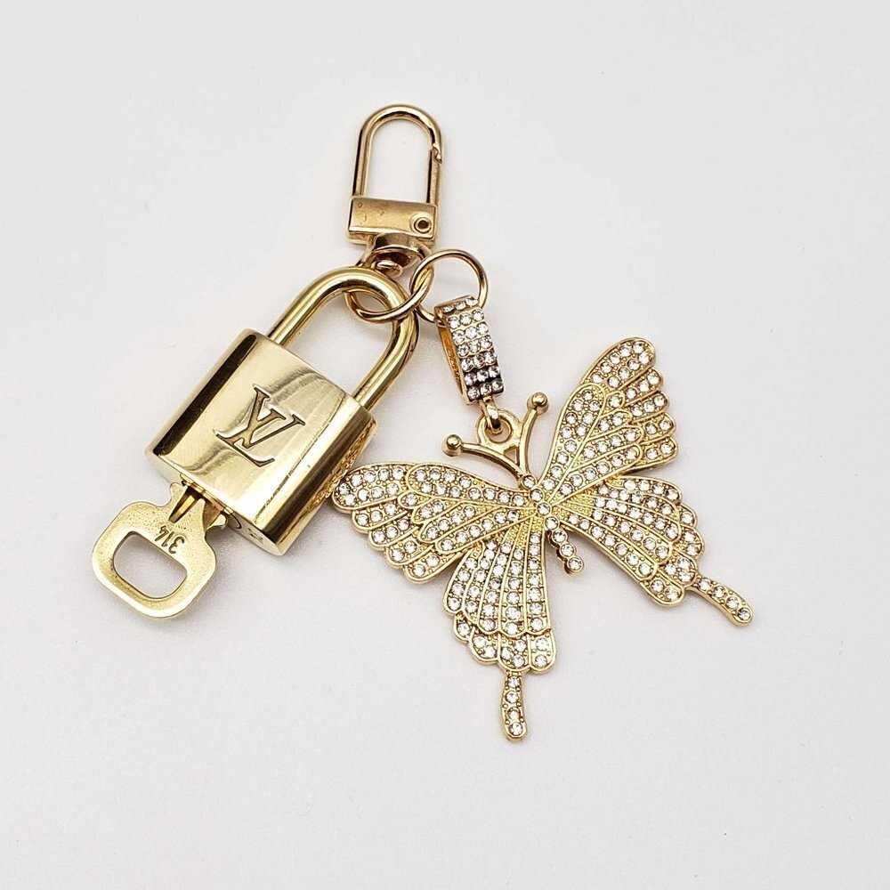 100% Auth Louis Vuitton Lock & Key with unbranded Bagcharm, Keycharm, Keychain